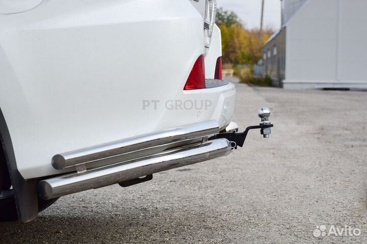 Фаркоп с накладкой из нерж. toyota LC 200 с 2007