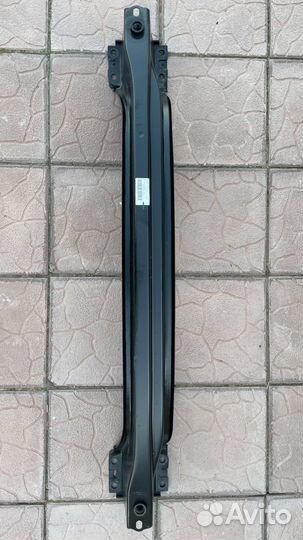 Усилитель заднего бампера Volkswagen Touareg NF