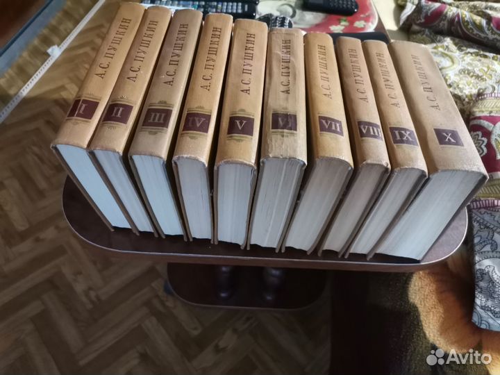 Книги со стихотворениями А С Пушкина