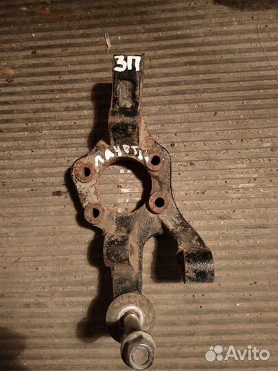 Поворотный кулак задний правый Лачетти и остатки