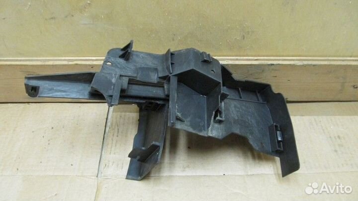 Фиксатор замка двери Ford Focus III 2011-2018