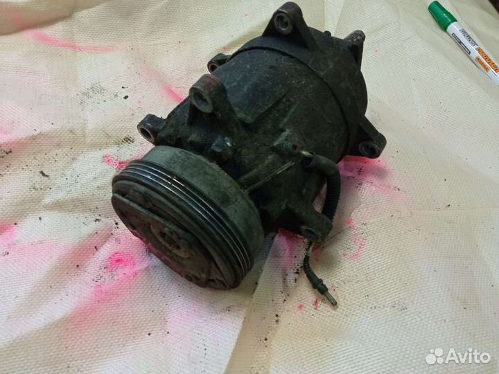 Компрессор кондиционера Renault Megane Scenic