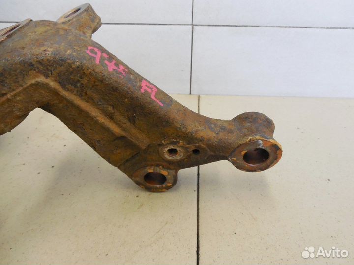 Кулак поворотный передний левый Corolla E15 2006-2