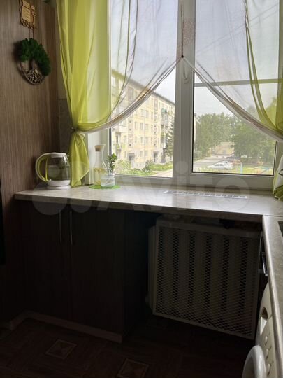 3-к. квартира, 58 м², 2/5 эт.