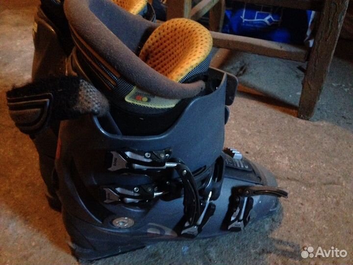 Горнолыжные ботинки salomon