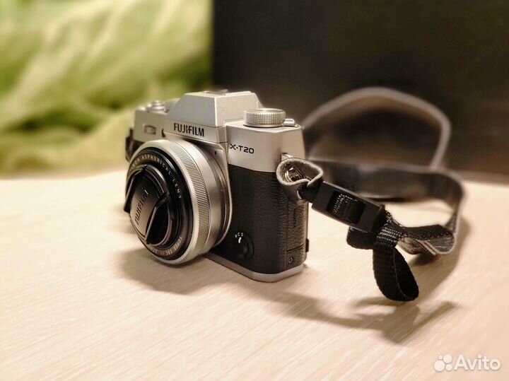 Объектив Fujifilm XF 27mm F2.8 R серебристый