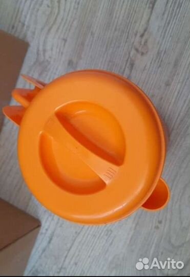 Графины, кувшины