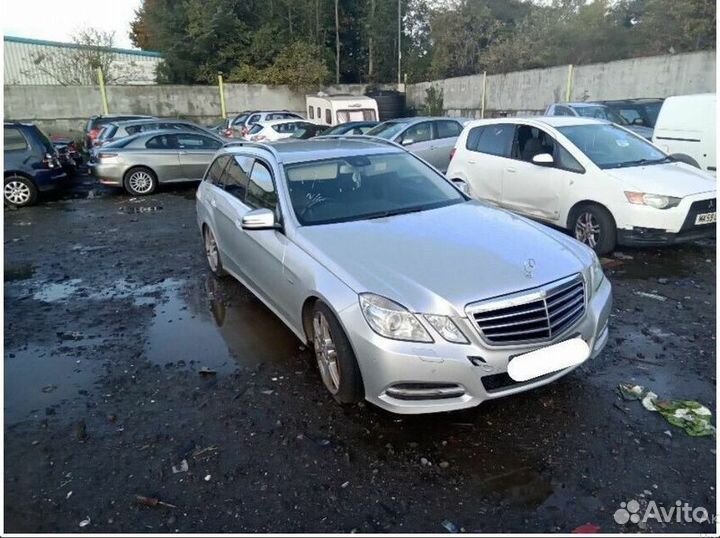 Дверь задняя левая Mercedes-Benz W212