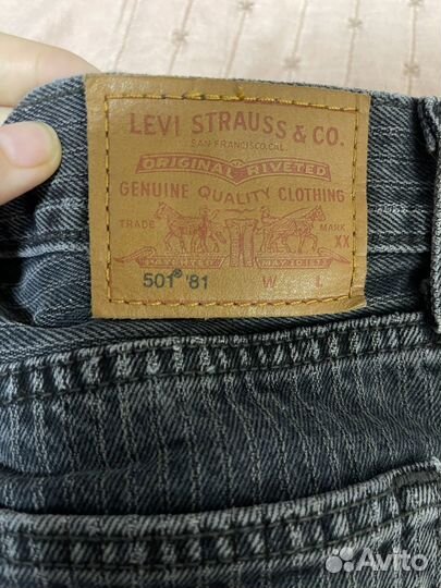 Джинсы levis 501