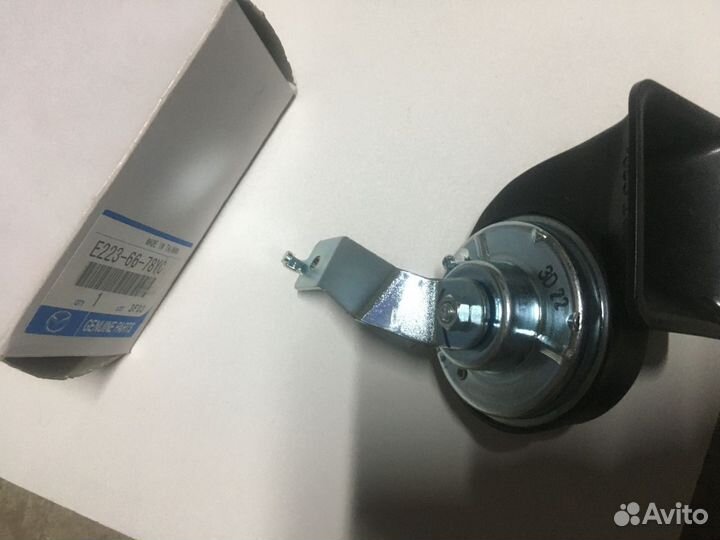 Звуковой сигнал клаксон