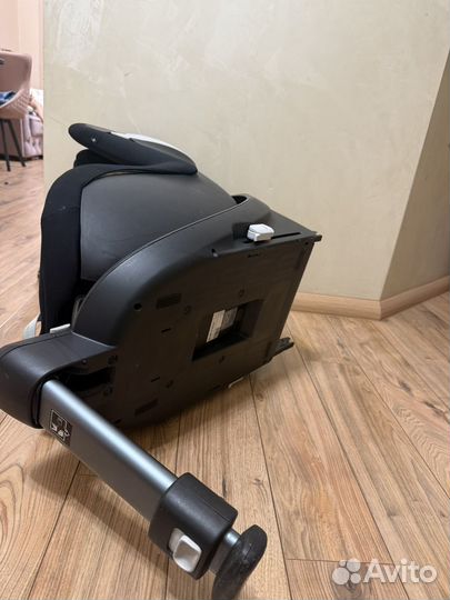 Автомобильное кресло с изофиксом cybex sirona