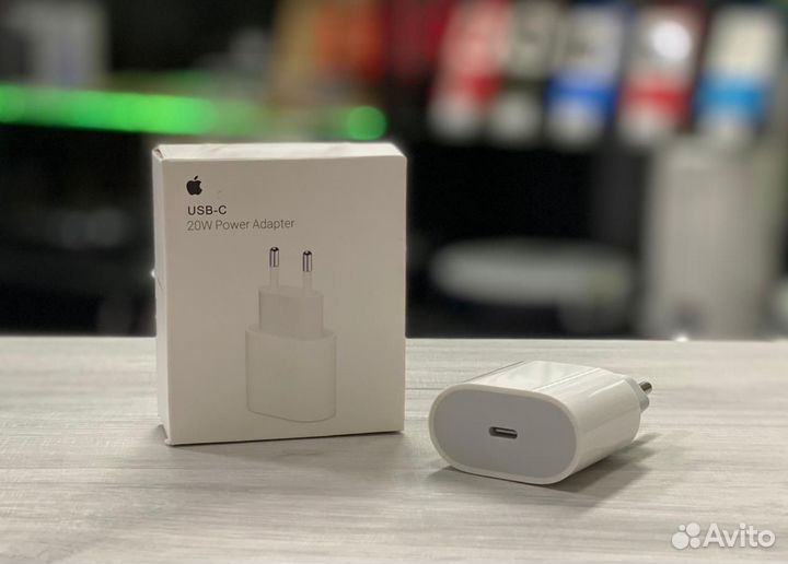 Сетевой адаптер Apple USB-C 20Вт