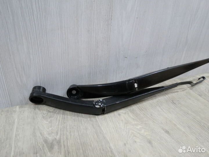 Поводок дворника Kia Rio 3