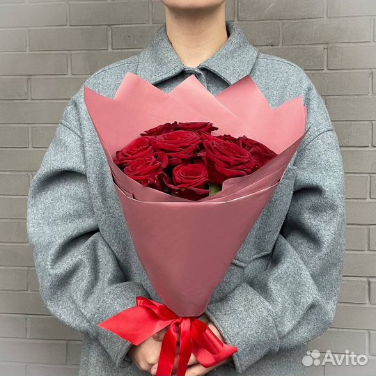 Букет из 11 красных роз / бесплатная доставка