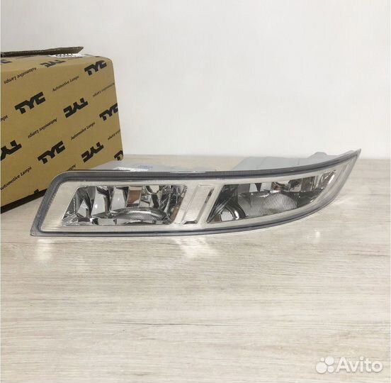 Фары противотуманные на Nissan Almera Classic