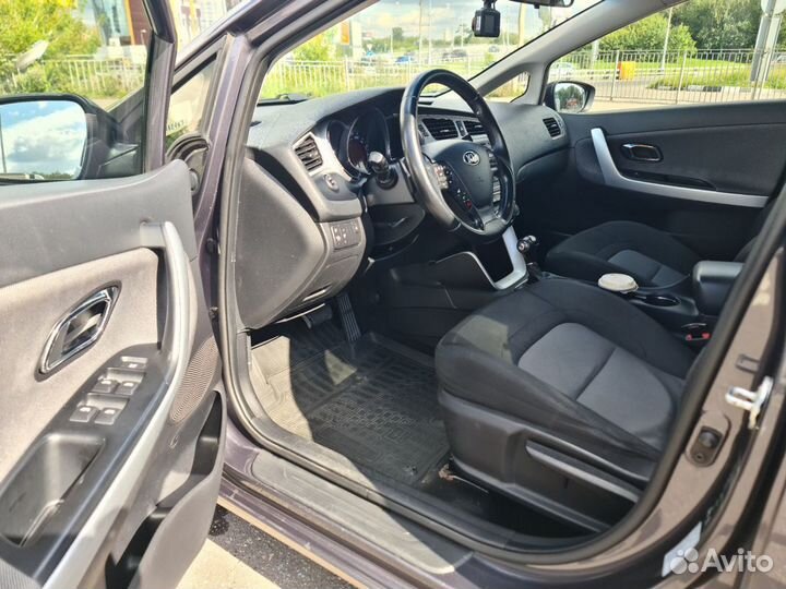 Kia Ceed 1.6 AT, 2013, 218 000 км