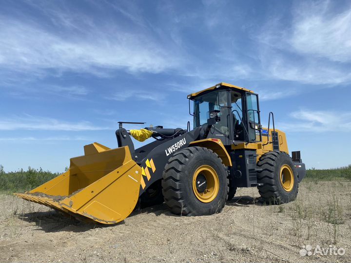 Фронтальный погрузчик XCMG LW550RU, 2023