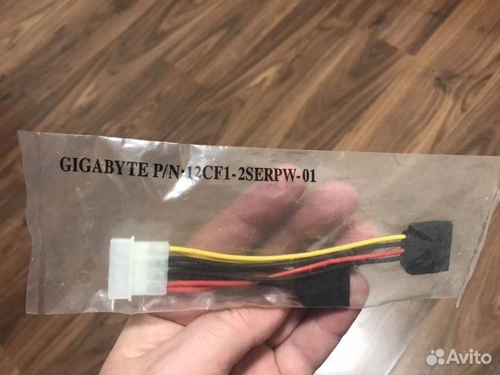 Переходник 2 SATA - Molex