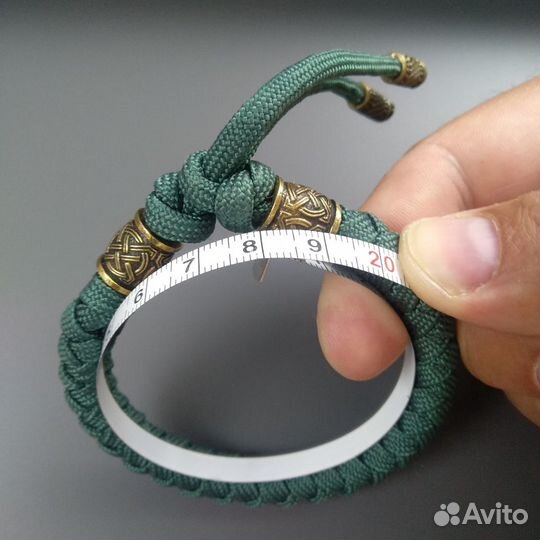 Браслет из паракорда 