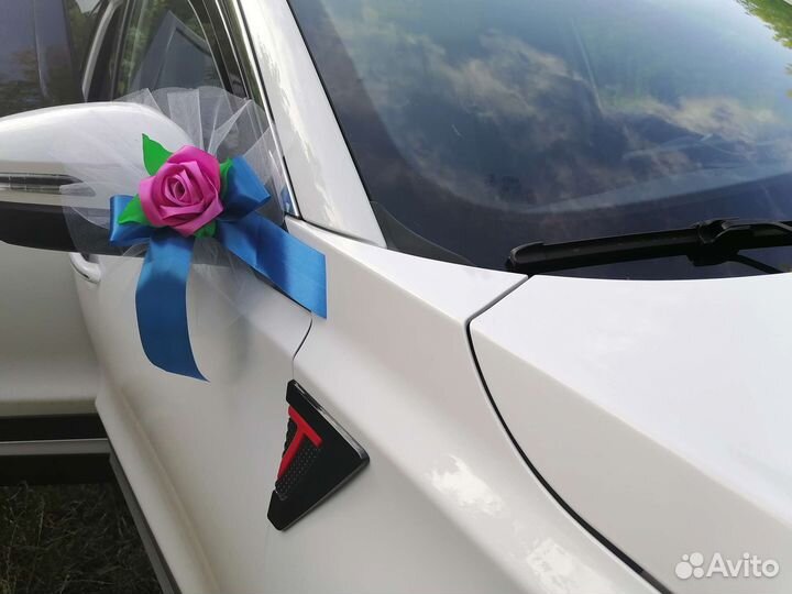 Свадебные аксессуары на машину
