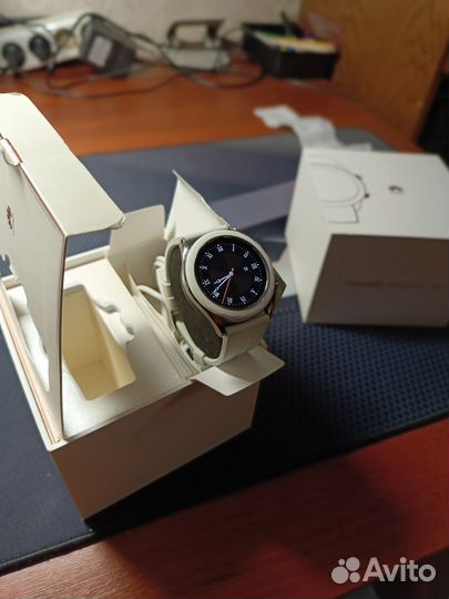 Смарт часы huawei watch gt