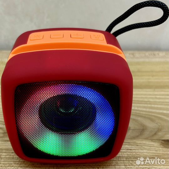 Настольная мини колонка под сотовый телефон