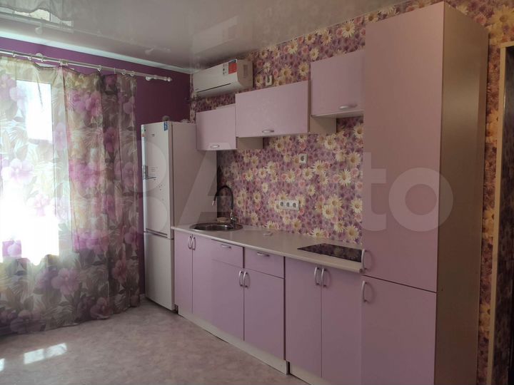 2-к. квартира, 54 м², 2/2 эт.