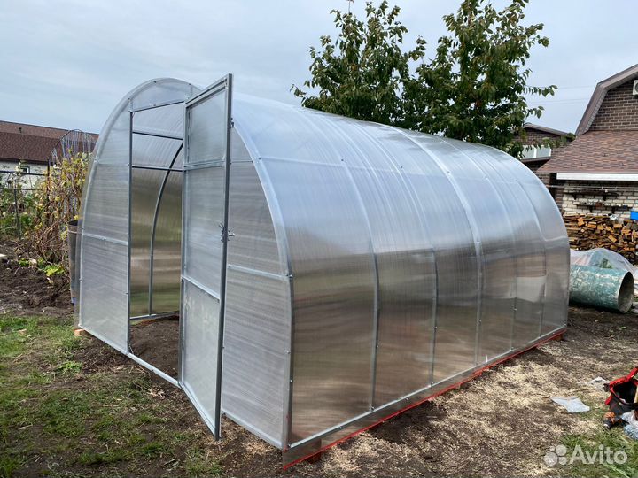 Теплица из поликарбоната d-1239