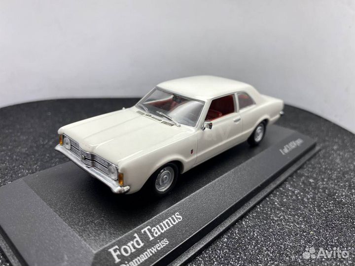 1/43 Ford