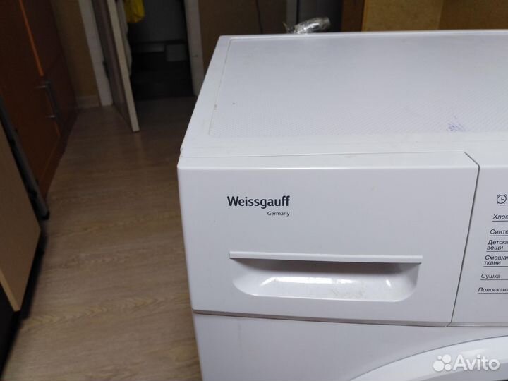 Стиральная машина с сушкой weissgauff