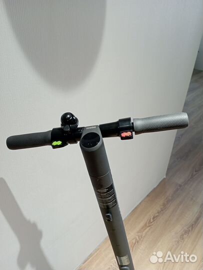 Электросамокат ninebot kickscooter E22