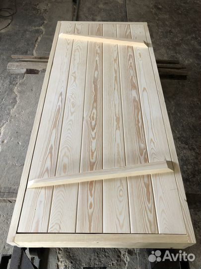 Дверь для бани и дома