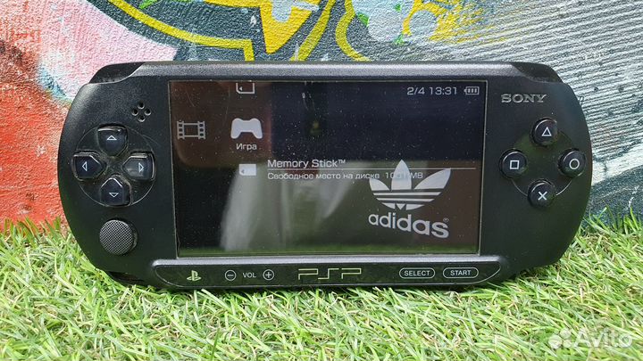 PlayStation PSP-E1008 прошита покупка/продажа