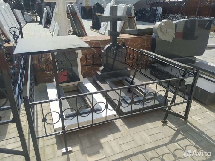 Изготовление ритуальных оград