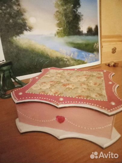 Деревянная шкатулка ручной работы