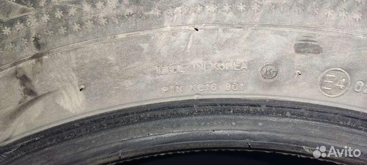 Kumho I'Zen Stud Snow KW11 225/60 R17 103