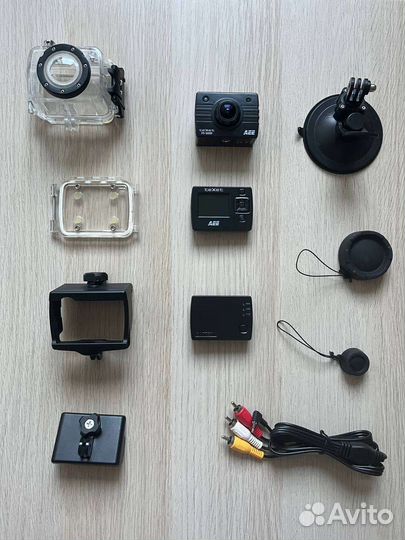 Экшен камера AEE