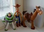Набор игрушек Disney Pixar Базз, Вуди и Булзай