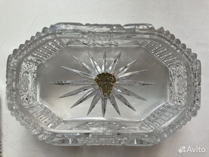 Шкатулка хрустальная