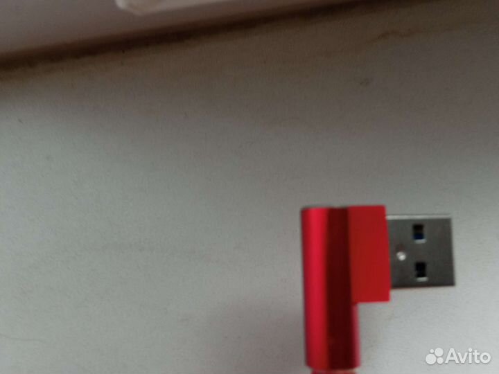 Зарядка на iPhone 11