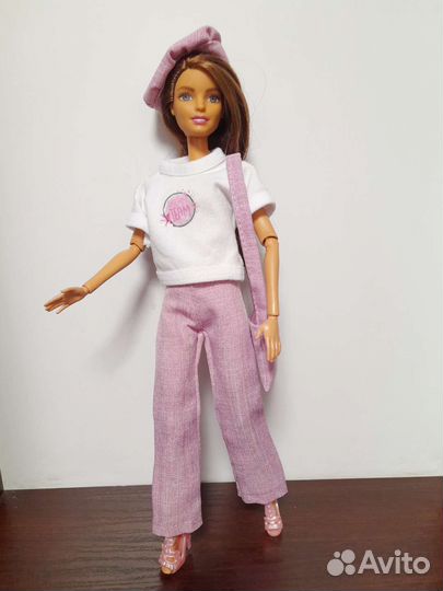 Комплекты одежды для кукол Барби