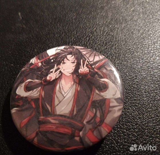 Аниме значки и брелок