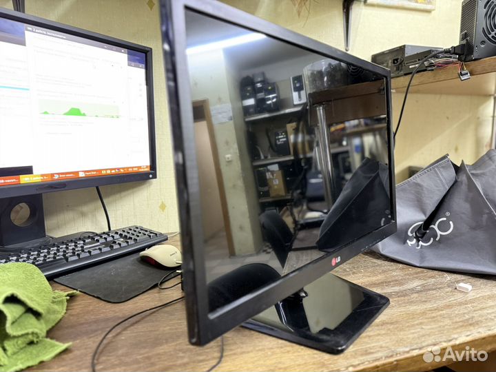 Монитор LG 24 дюйма Full HD IPS