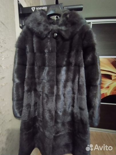 Шуба норковая с капюшоном 48 50
