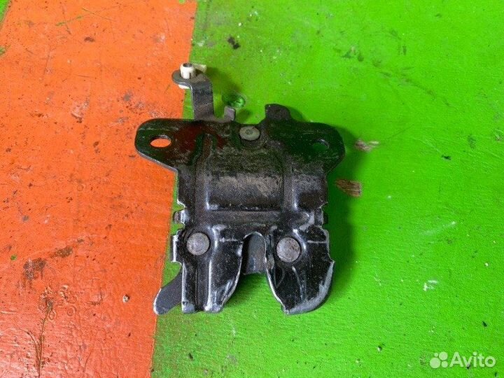 Замок багажника Hyundai Accent G4EC 2005