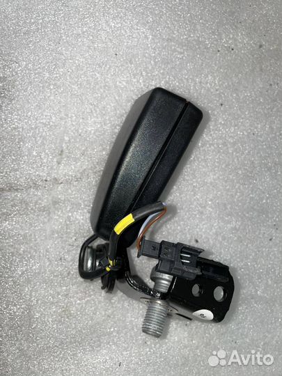 Замок ремня безопасности задний левый A2058600369