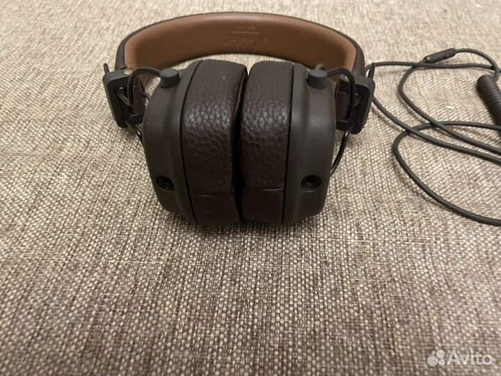 Проводные наушники Marshall