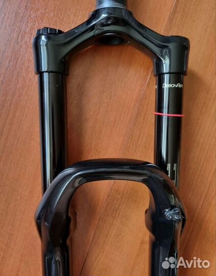 Вилка 27.5 Rock Shox Lyrik Ultimate 160мм Boost