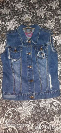 Джинсовая жилетка на девочку