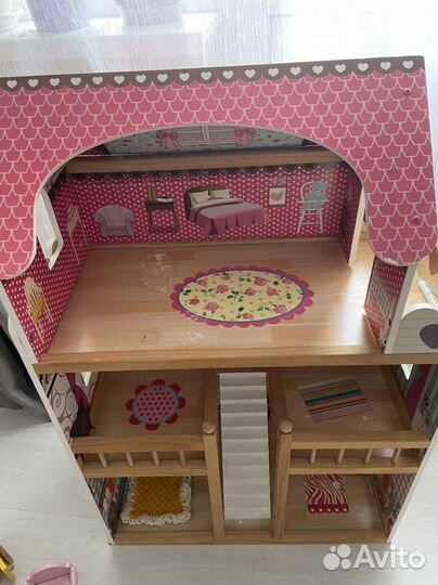 Домик кукольный